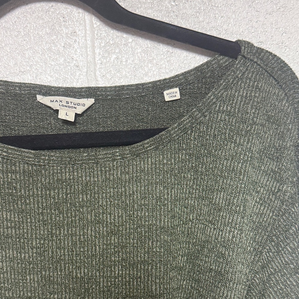 Max Studio Forest Green Knit Sweater - Picture 4 of 8